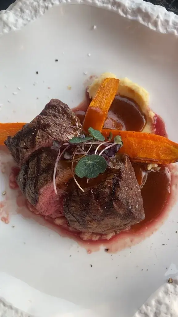 Nienke Lammers_Bij Dagmar_Steenwijk_review