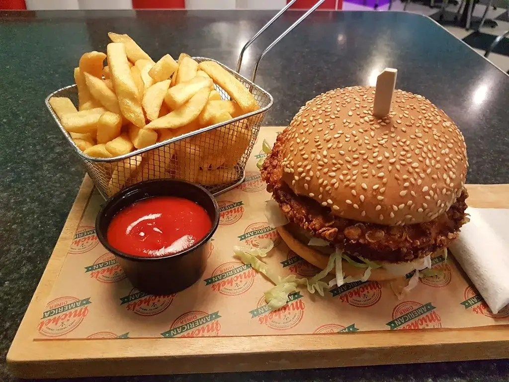 Mario Grosu_Michel's American Diner_Steenwijk_review