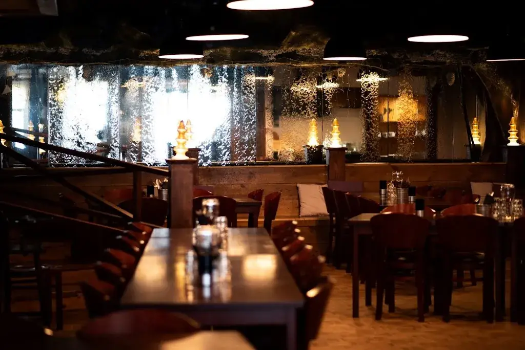 Bistro de Opschepper restaurant in Steenwijk