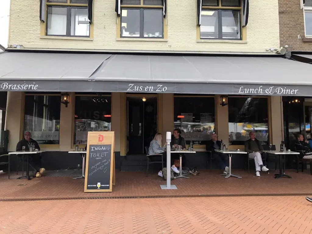 Brasserie Zus en Zo restaurant in Steenwijk