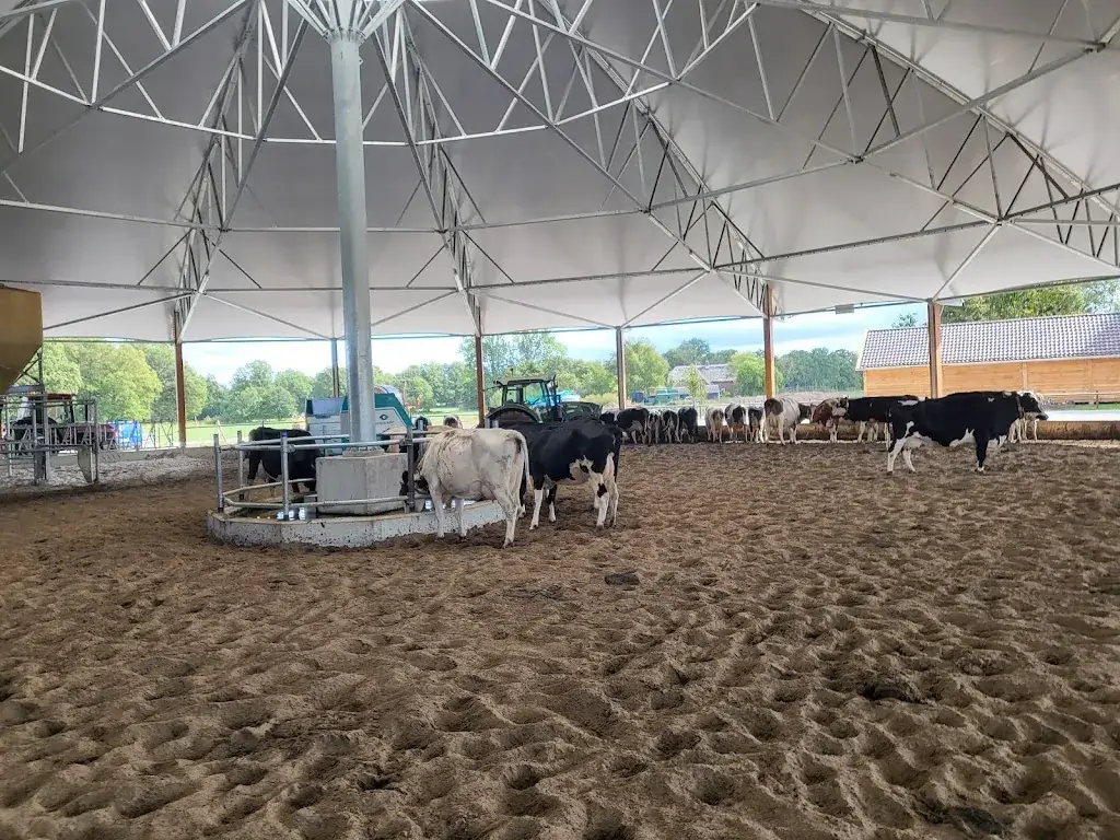 Stadsboerderij Heerlijkheid Linde restaurant in Schalkhaar
