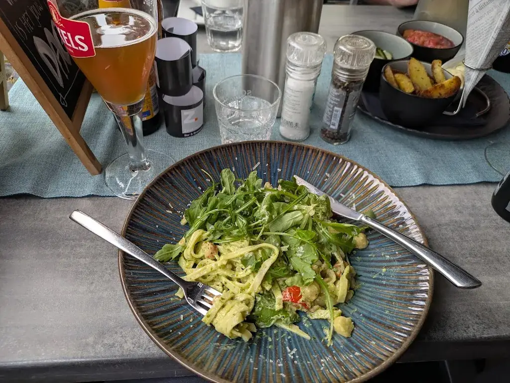 Hofwiesen strasse_Brasserie Zwakenberg_Raalte_review