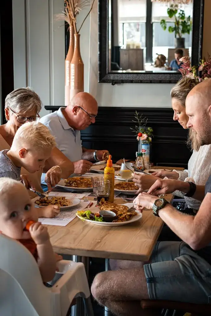 Laurel's Pannenkoeken Restaurant_Raalte_slider_image_3