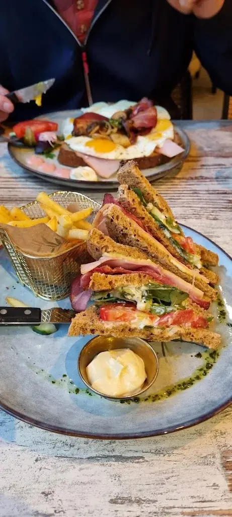 Menu_Lemonade -food & drinks-_Raalte_imagen_9