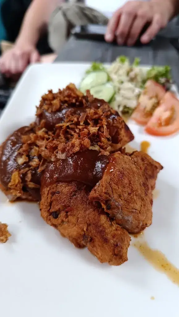 Viktoriia Kartashova ART_t 'Bakhoes_Ootmarsum_review