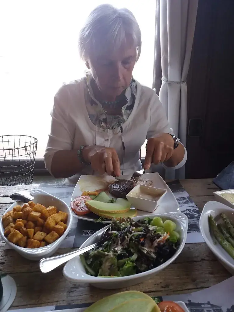 Menu_Restaurant De Kruisweg_Damwâld_image_7