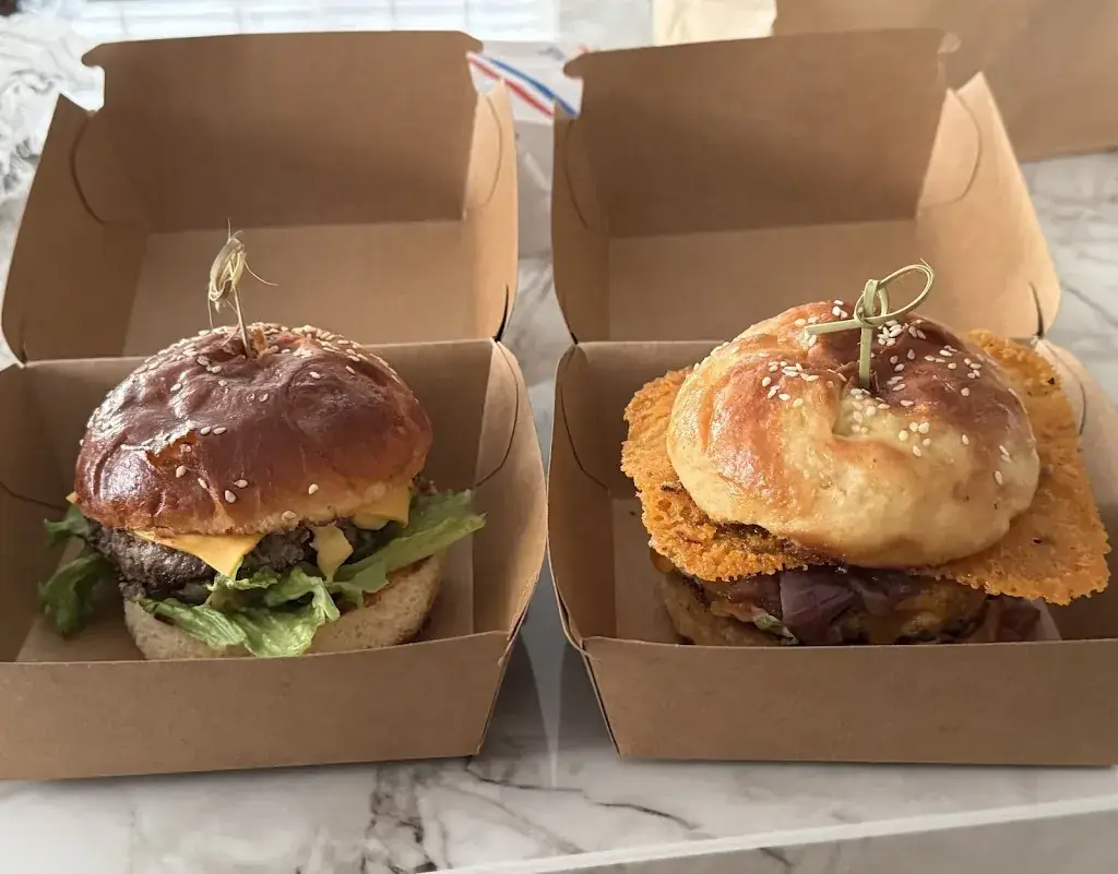 Menu_Mercurius Burgers_Enschede_image_8