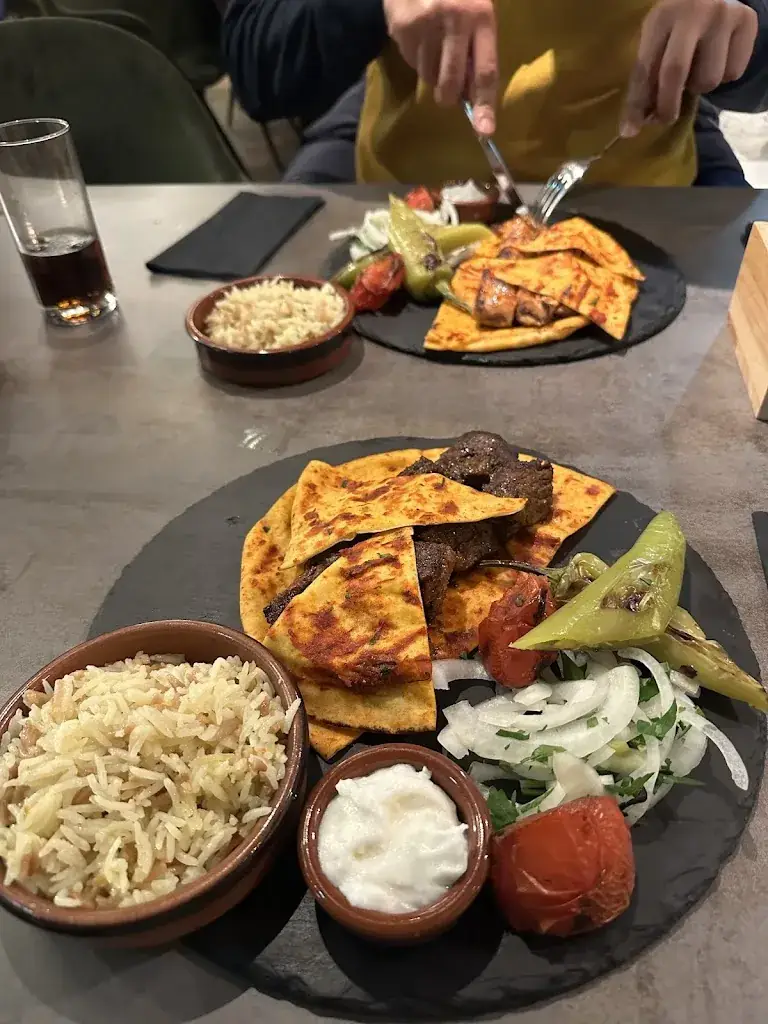 Hifsa Mirza_Ksara Restaurant en Lounge_Enschede_review