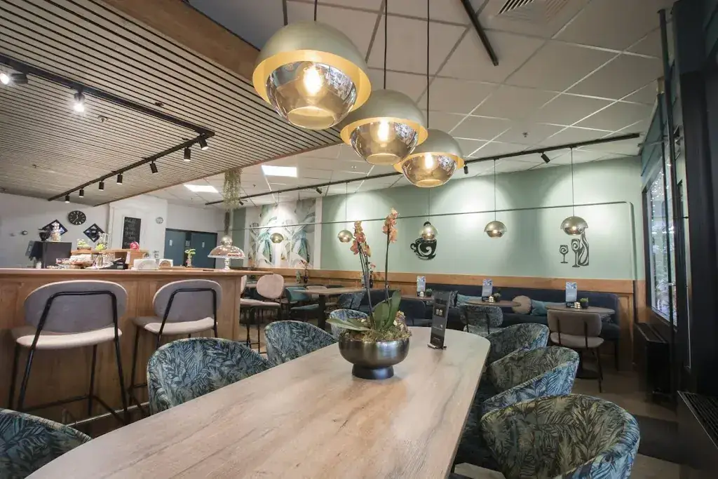 Lunchcafé het Centrum Restaurant in Damwâld