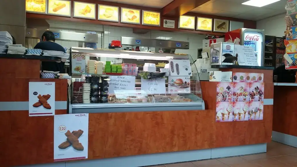 Eetcafe & cafetaria Tonnechie_Vroomshoop_slider_image_3