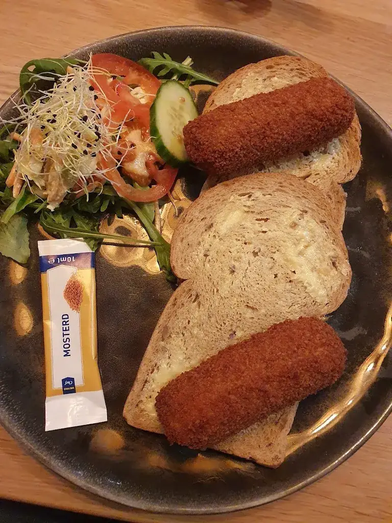 Eetcafé de Bisschop Rossum_Rossum_slider_image_3