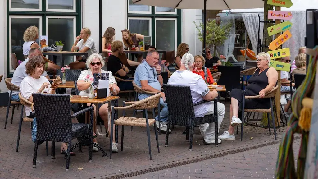 De Slinger Eet- en Drinklokaal_Wijhe_slider_image_3