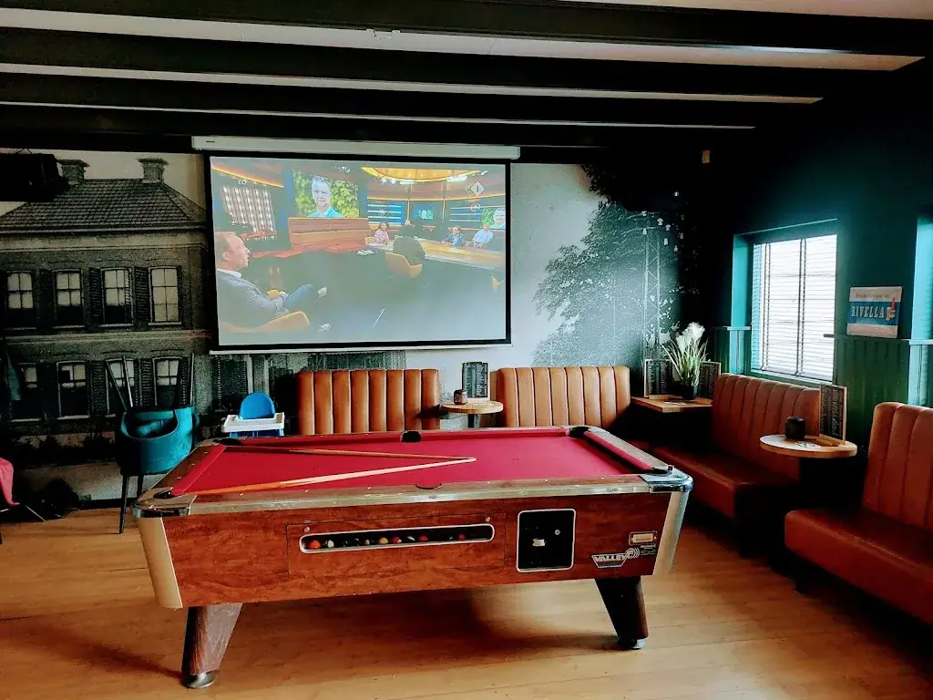 Kafee-Kafetaria De Halte_Damwâld_slider_image_3