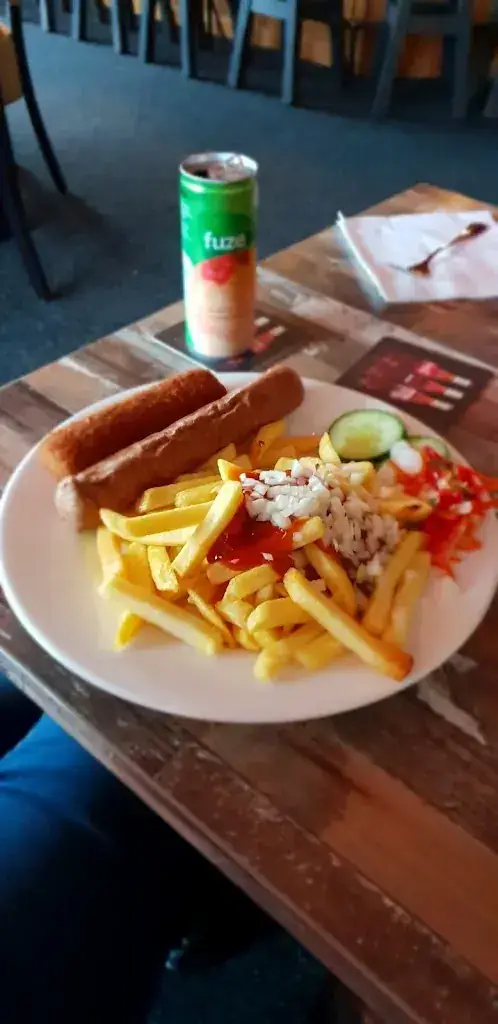 Serge D_Cafetaria Snackbar De Driesprong Westerhaar_Westerhaar-Vriezenveensewijk_review