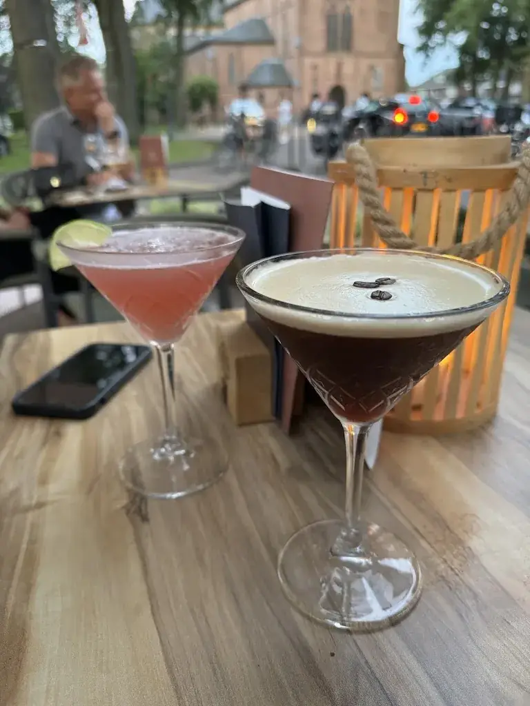 Jasmin O'Neal_bij Jacob - eten | drinken | slapen_Enschede_Bewertung