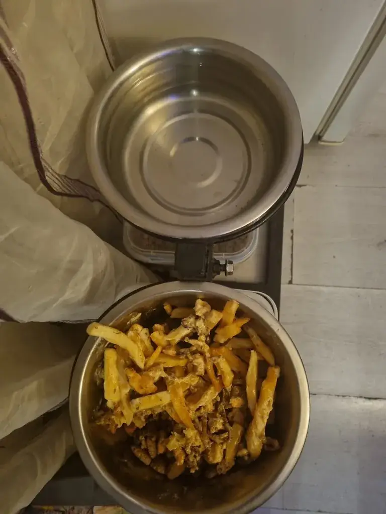 Yas Sin_Grill-Room Pizzeria De Nijl_Arkel_review