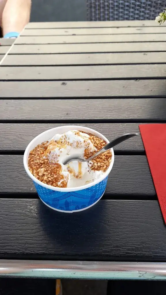 Lianne Boots_Cafetaria Benthuis café_Benthuizen_review