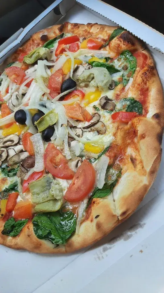 Il Vesuvio restaurant in Berkenwoude