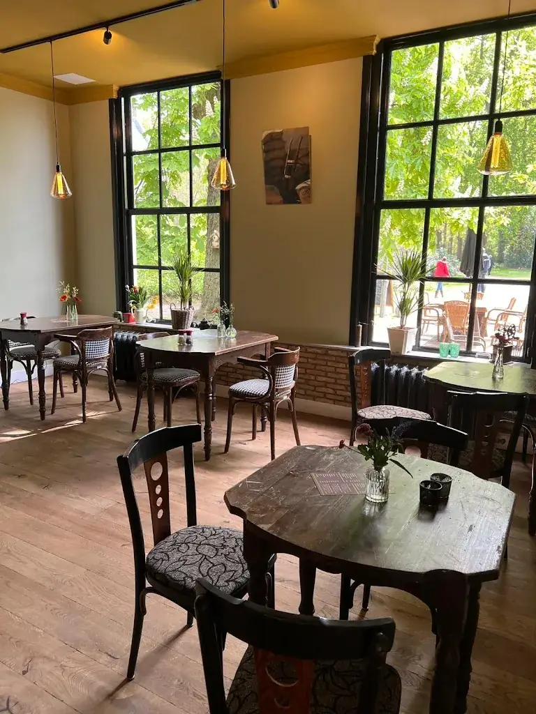 Schenkerij De Oldenhof restaurant in Vollenhove