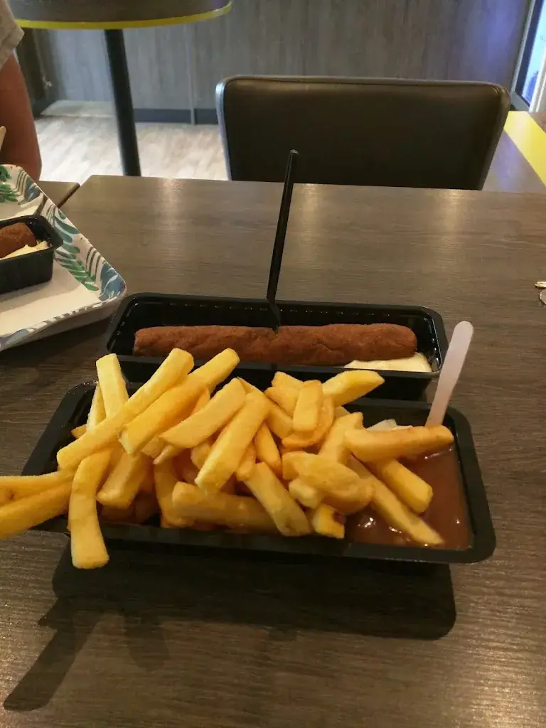 Louis de Groot_Cafetaria De Tamboer_Vriezenveen_review