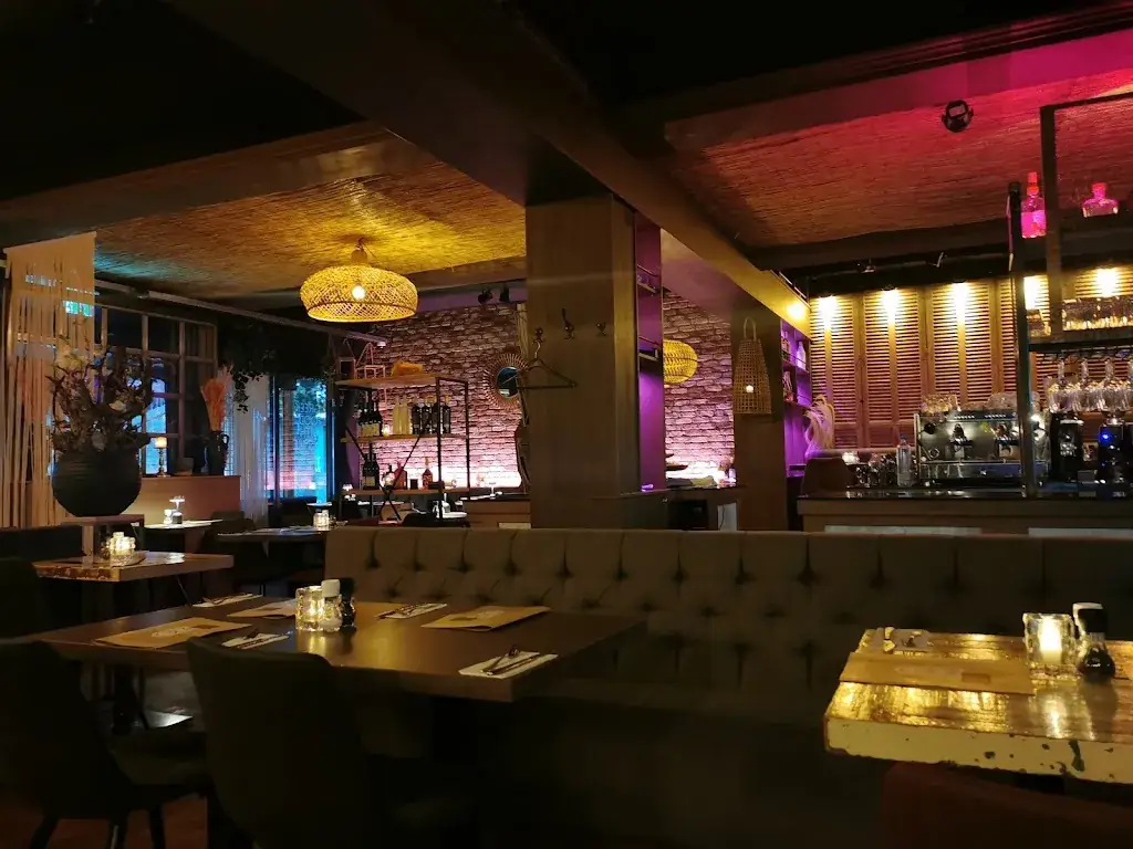 Milos Grieks Restaurant restaurant in 's-Gravenzande