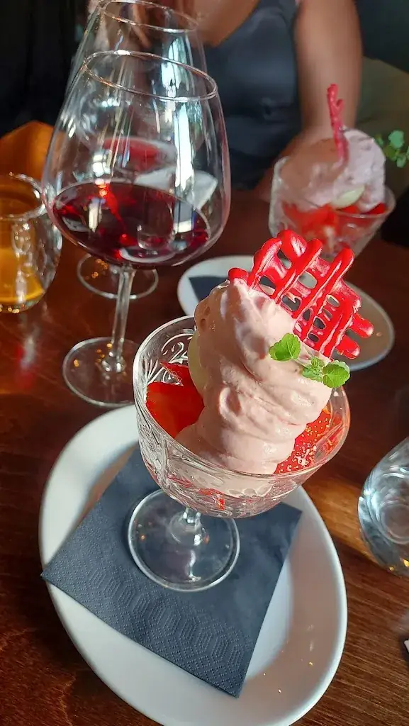 Roshan Chettiar (RON)_The Naked Fish_Rodenrijs_recensione