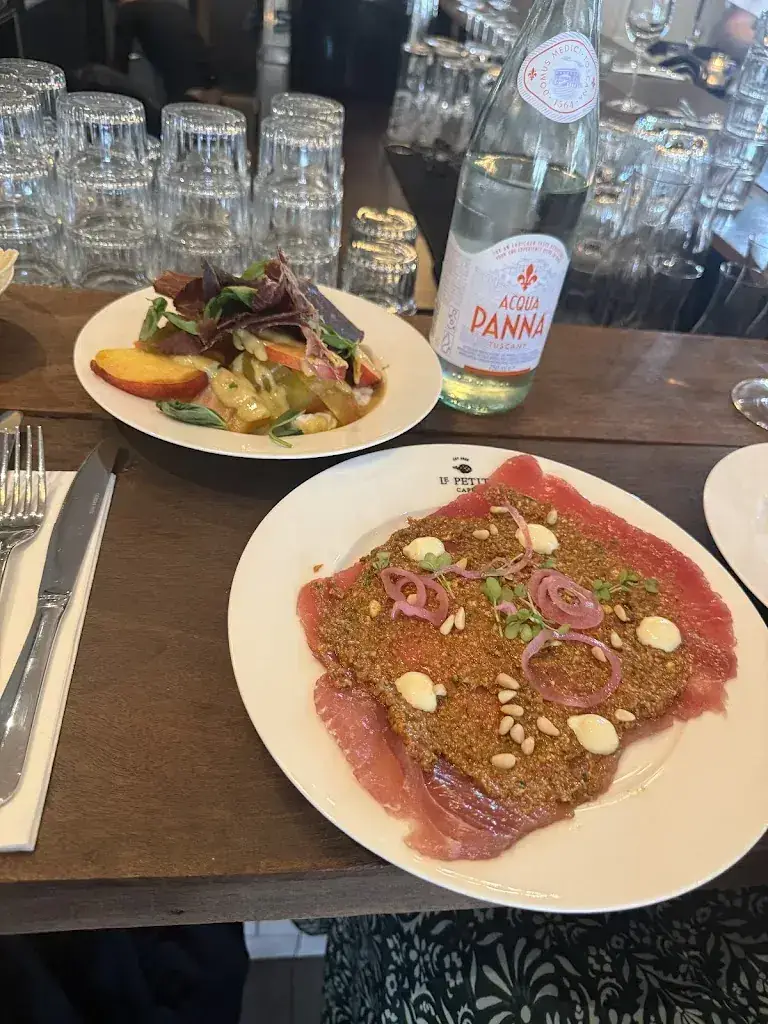 Le Petit Café Bloemendaal_Bloemendaal_slider_image_3