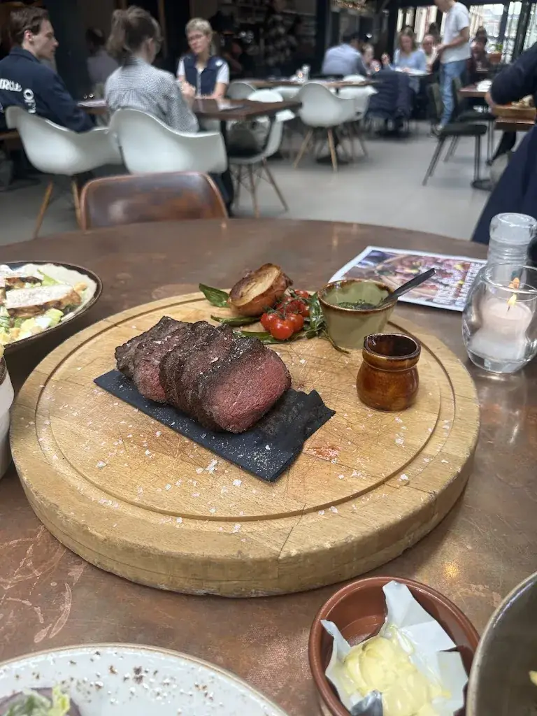 Fariza Nursan_BIT Grill and Café_Haag_review