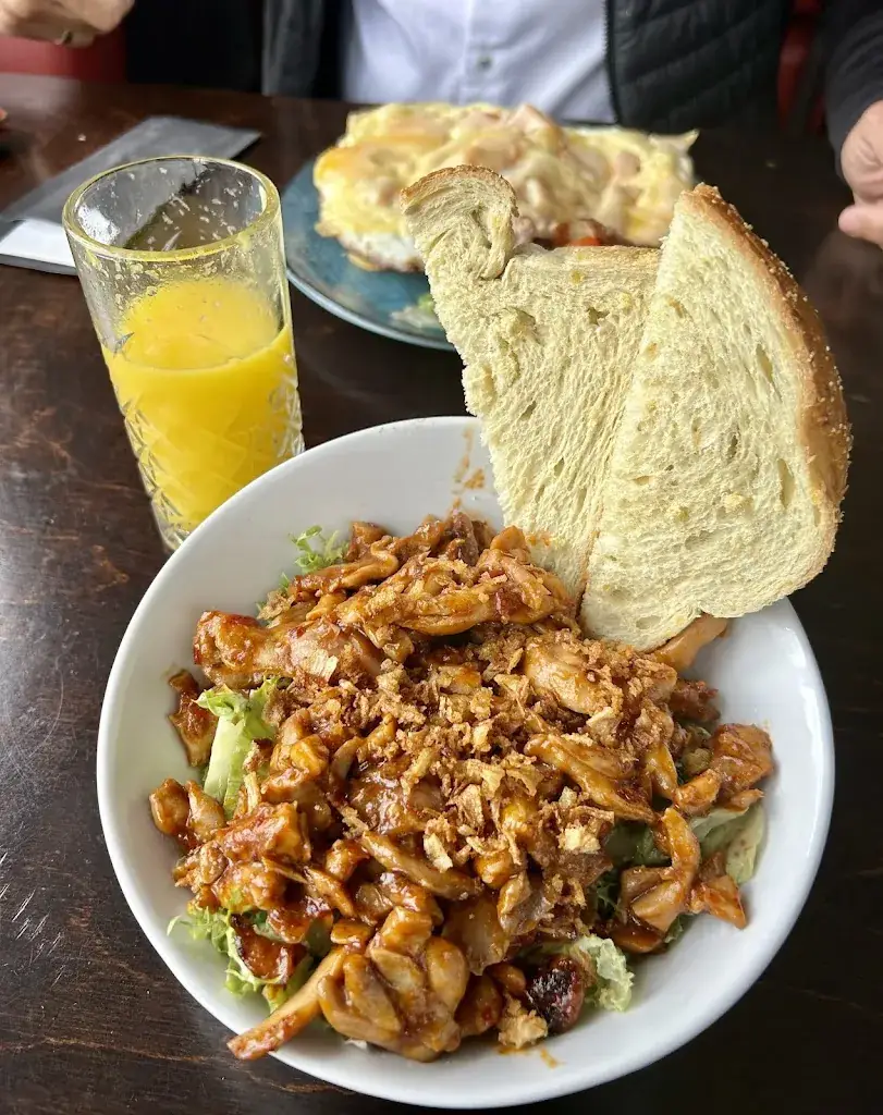 Yasmin Soleymani_Cafe Restaurant Un Route_Bleiswijk_review