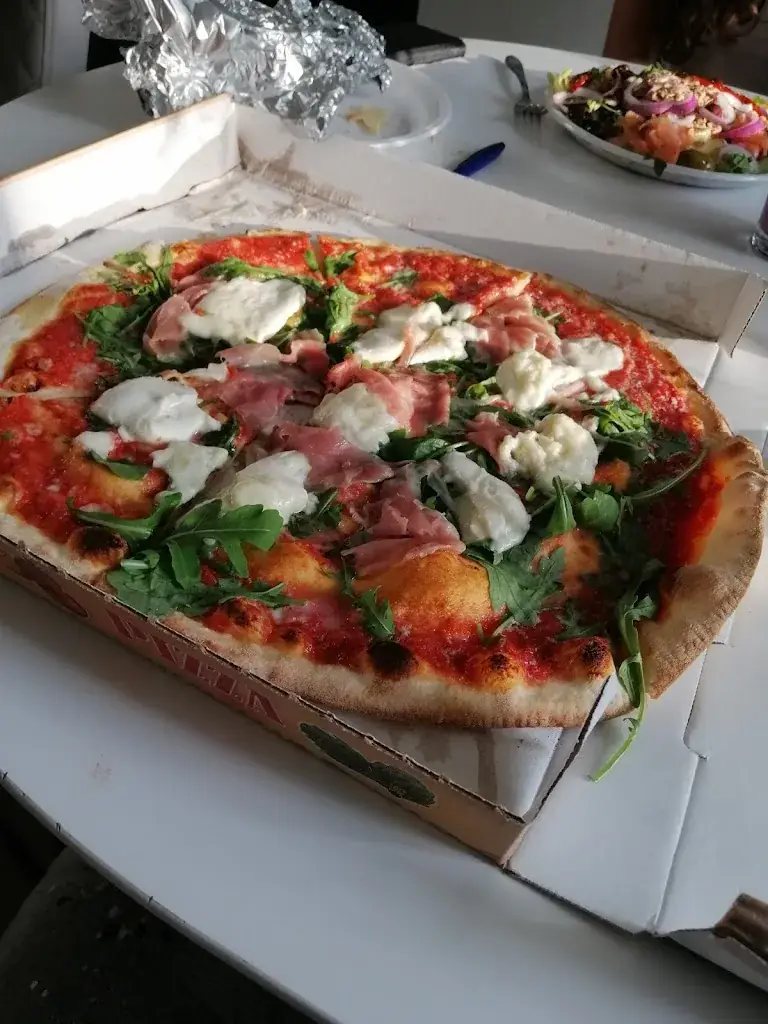 Ristorante Pizzeria Deliziosa_Bleiswijk_slider_image_2