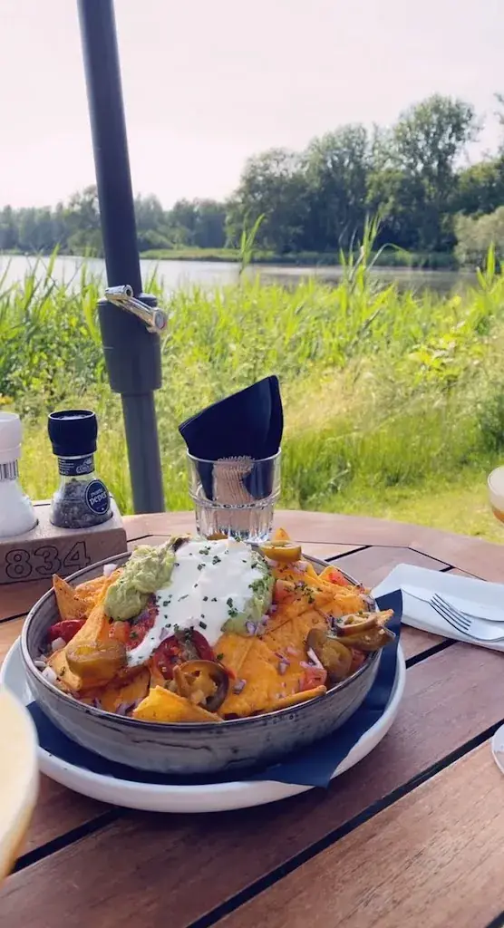 Lake House Rotterdam_Bergschenhoek_slider_image_2