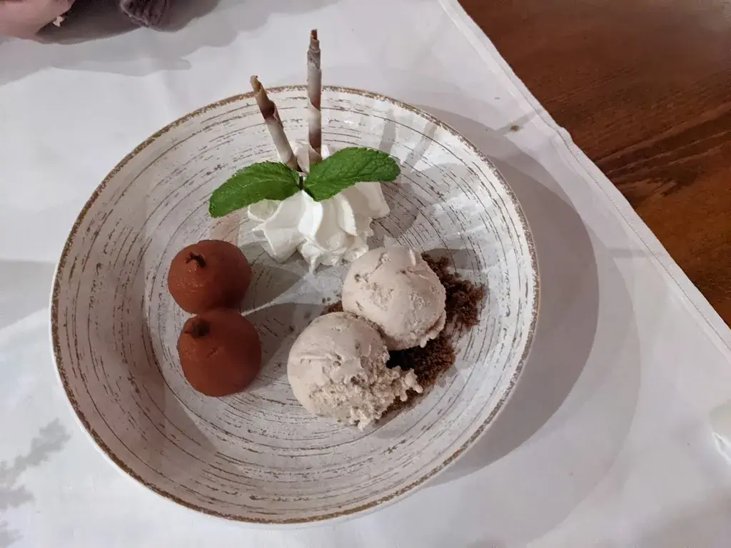 Nick ten Cate_Restaurant Van der Valk Avifauna_Rijn_review