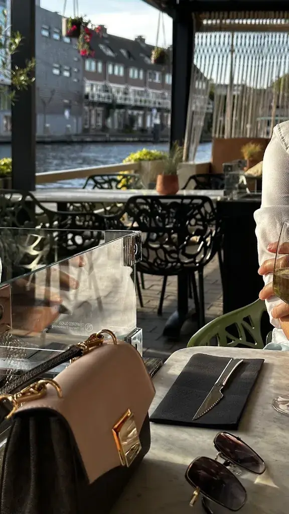 dan tod_Proto - Restaurant_Rijn_review