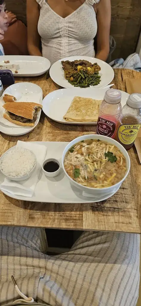 Ioannis Stavrakellis_Tjapz_Rijn_recensione