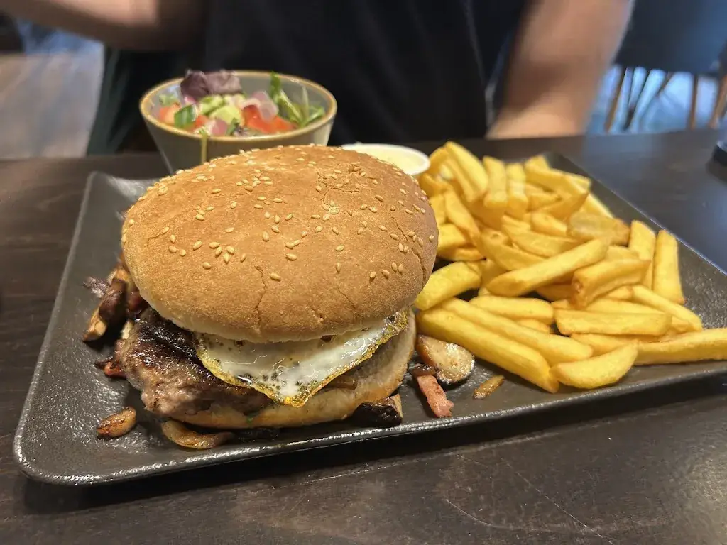 MARIA ALEXIOU_Restaurant Damzicht_Alblasserdam_review