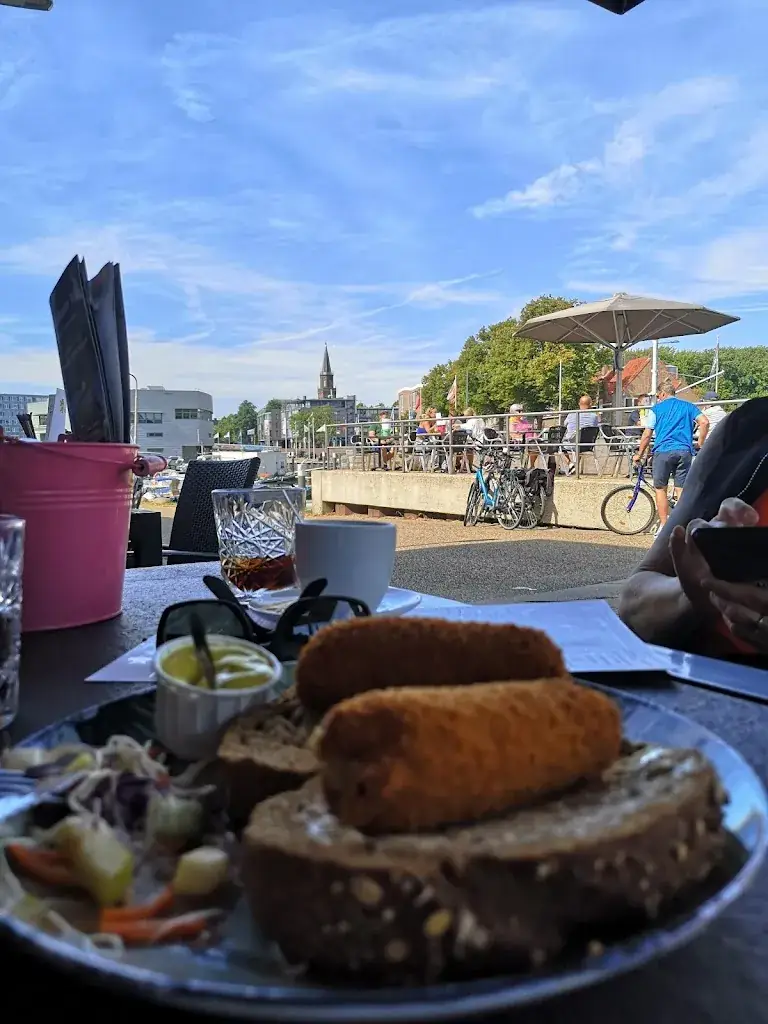 Geir R._Hotel - Grand Café Het Wapen van Alblasserdam_Alblasserdam_review