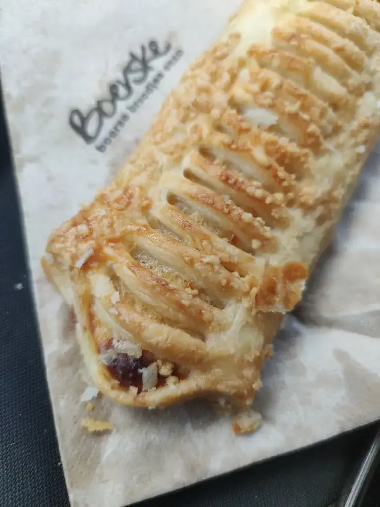 Hasan Tahsin_Boerske Alblasserdam_Alblasserdam_review