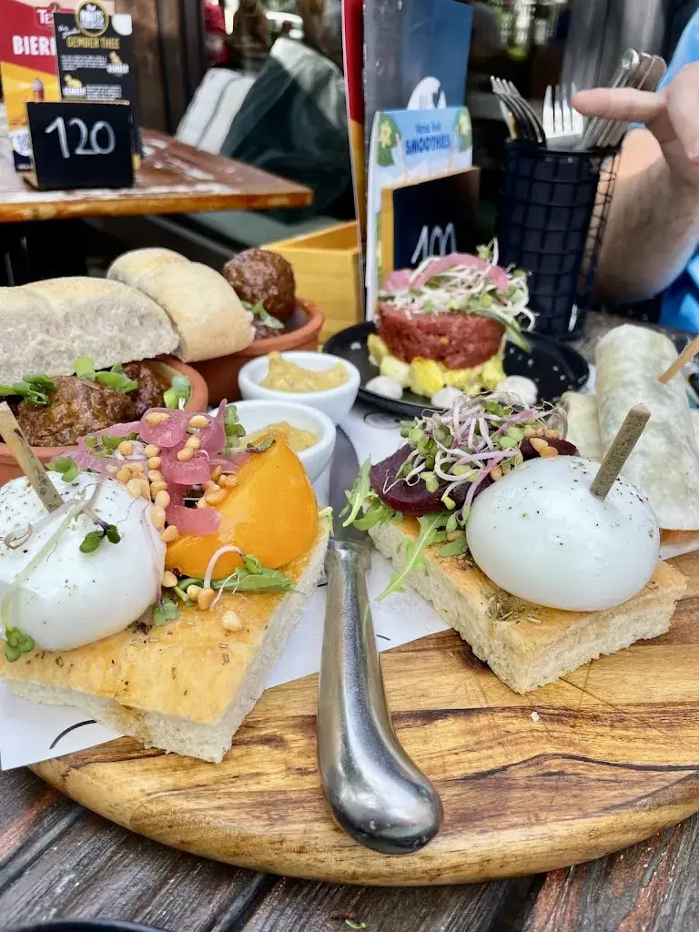 Joe_Bij Hartje Zwolle_Zwolle_review