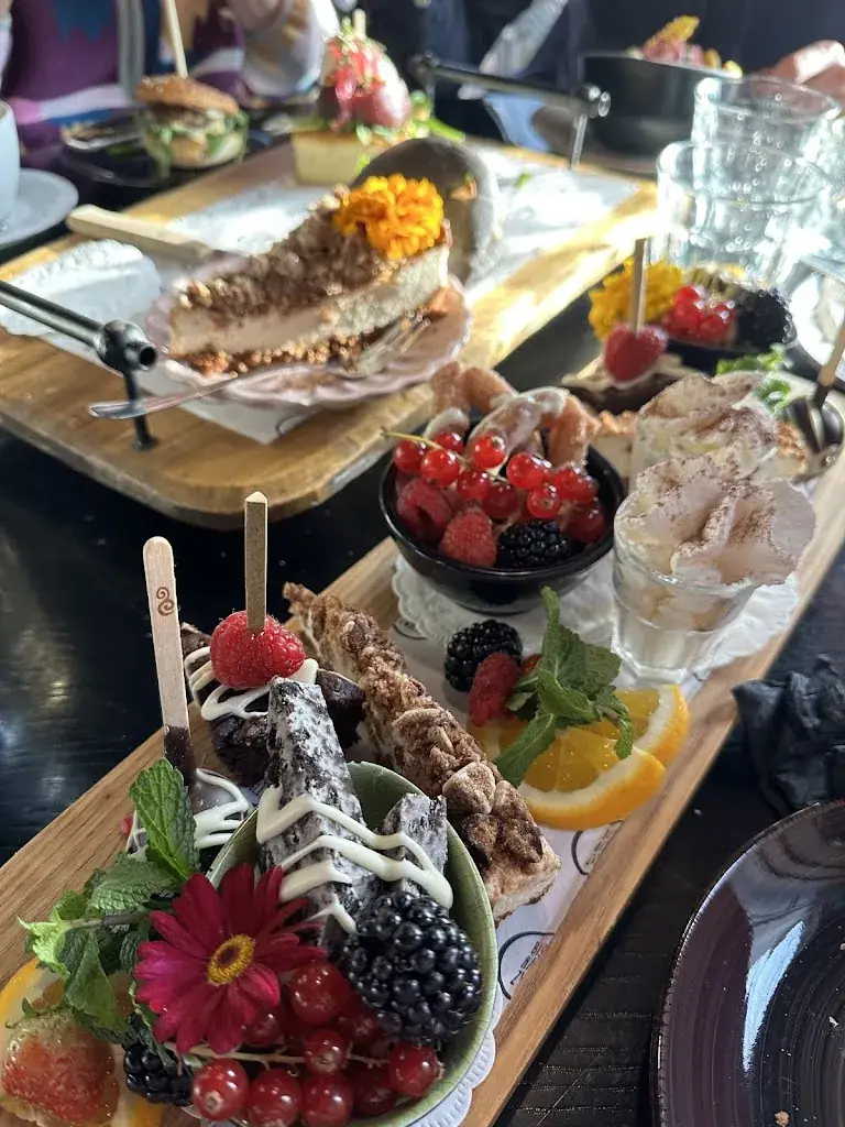 Hoang Tran (Hidro)_Bij Hartje Zwolle_Zwolle_review