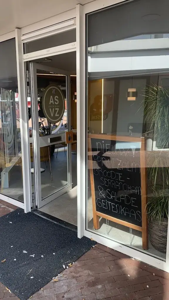 Tamar_Lunchroom ASVZ_Hardinxveld-Giessendam_review