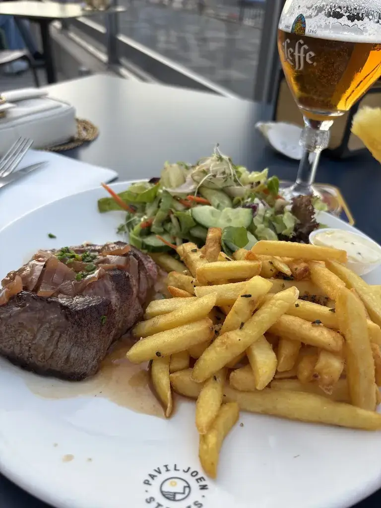 Maryna Pashkevych_Paviljoen Struis_Ridderkerk_review