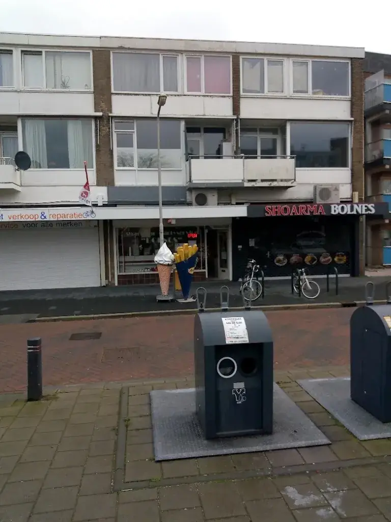 john cleese_Snackbar Party Service Bolnes_Ridderkerk_review