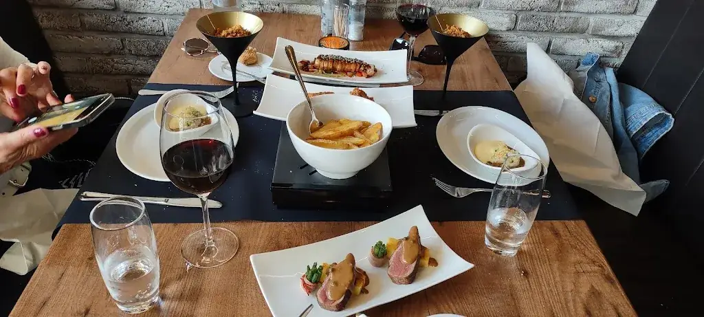 John Aalvanger_Restaurantje aan de Rijn_Bodegraven_review