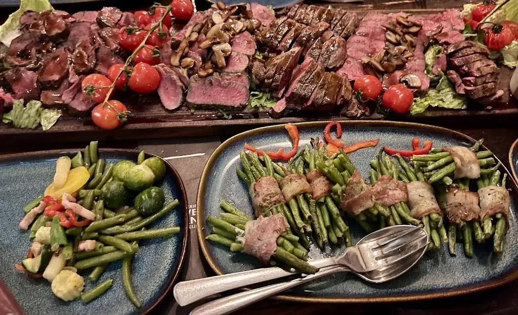 Lida Pet-Soede_Brasserie de Halve Maan_Bodegraven_recensione