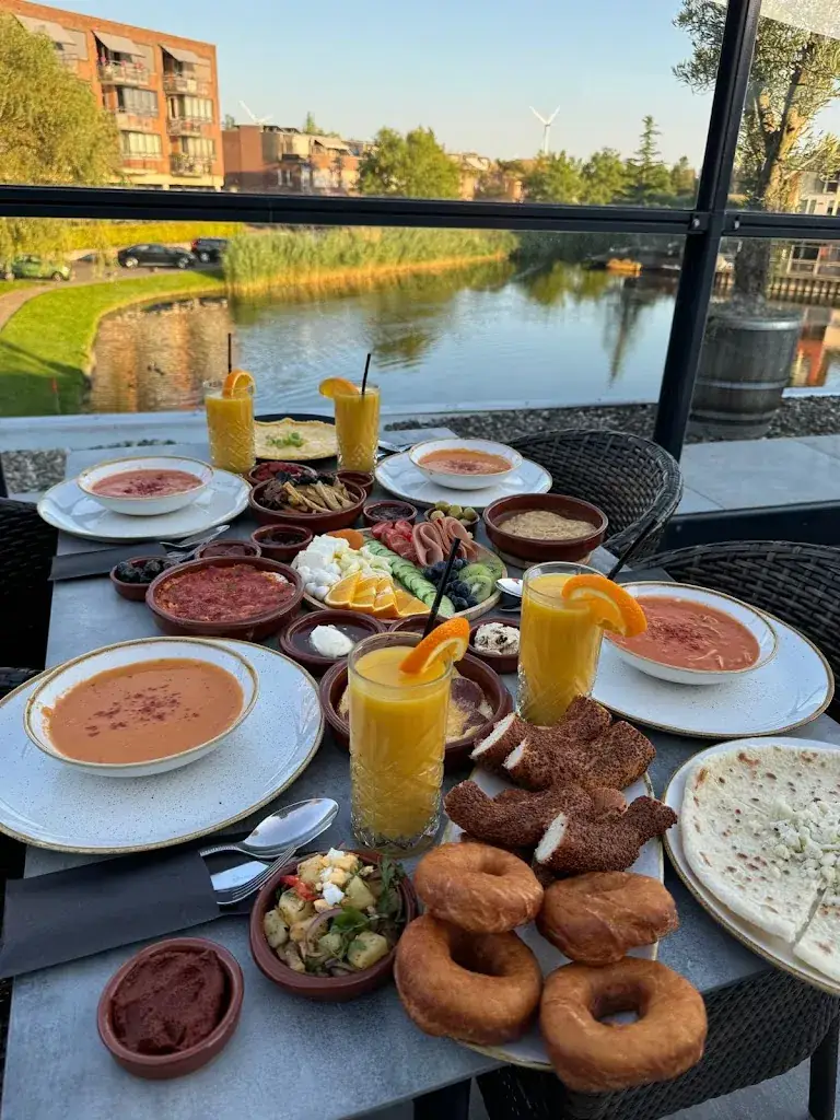 Yerim Restaurant_Barendrecht_slider_image_3