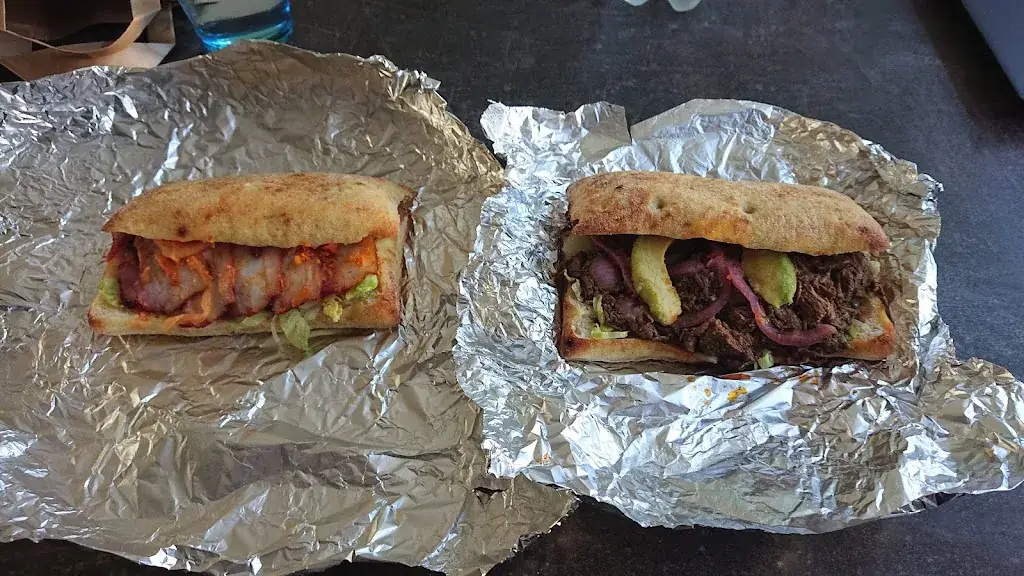 Hugo van der Heide_Amo - Quality streetfood_Barendrecht_review