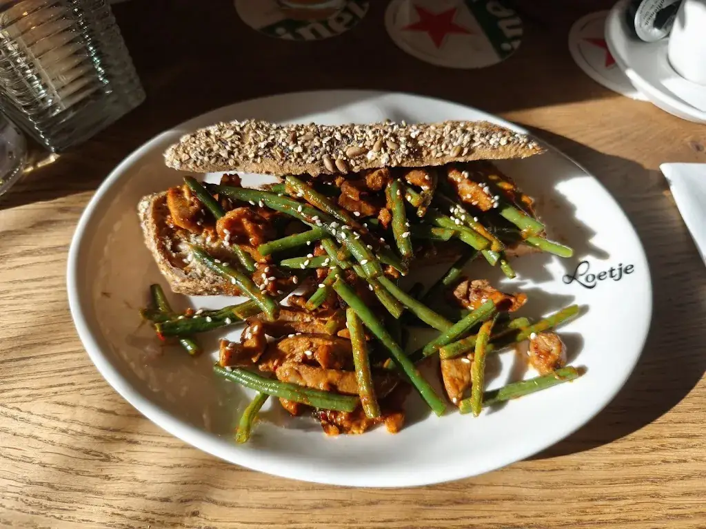 Dylan Hameleers_Loetje Reeuwijk_Reeuwijk_review