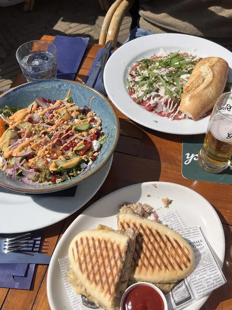 Jiayin Fan (Mia)_De Waag_Delft_review