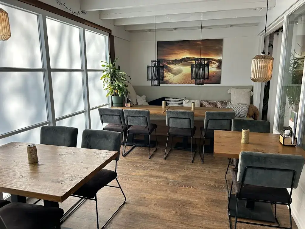 Paviljoen Duinzigt restaurant in Burgh-Haamstede