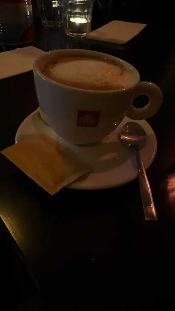 Алина Кравченко_Pizzeria Trattoria Napoli_Brielle_recensione